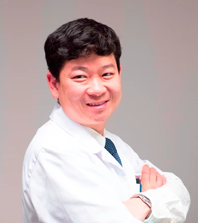 Ophthalmologist - Dr. Ch_ng Tun Wang